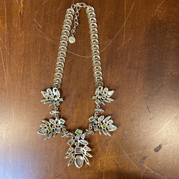 Stella & Dot Statement Necklace - Picture 5 of 9